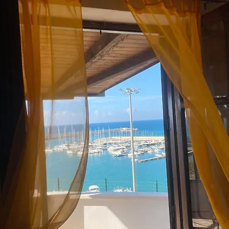 Baia Marina 발레스트라테