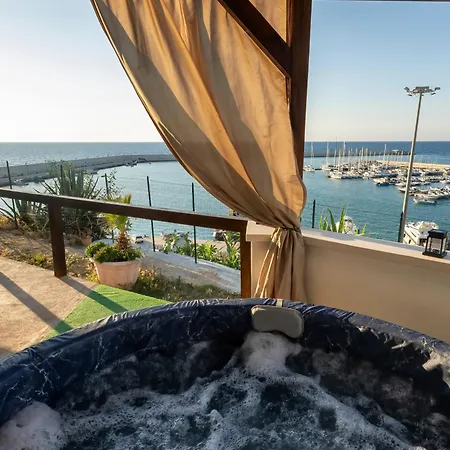 Baia Marina 빌라 발레스트라테