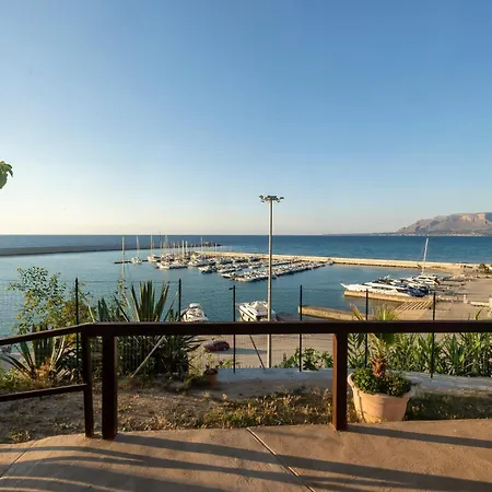 빌라 Baia Marina 발레스트라테