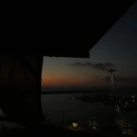 Baia Marina 발레스트라테